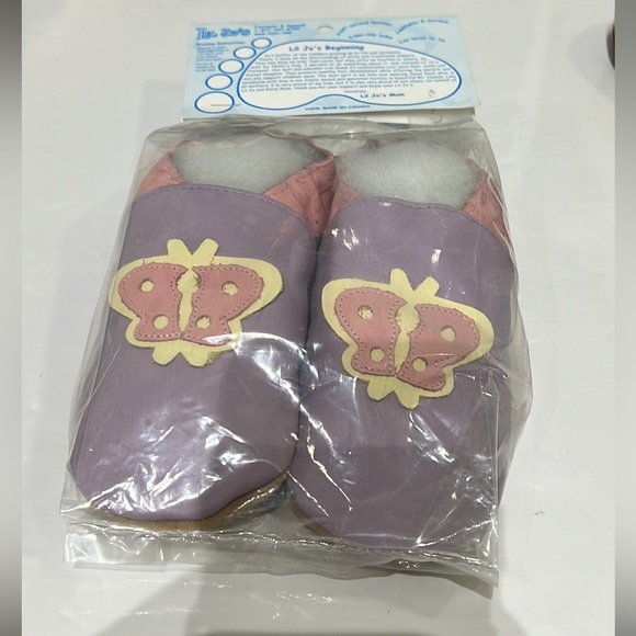 NWT Lil Jo’s Baby footwear Made in Canada - Picture 3 of 9